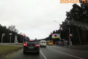 Как проезжать пешеходные переходы по новым правилам